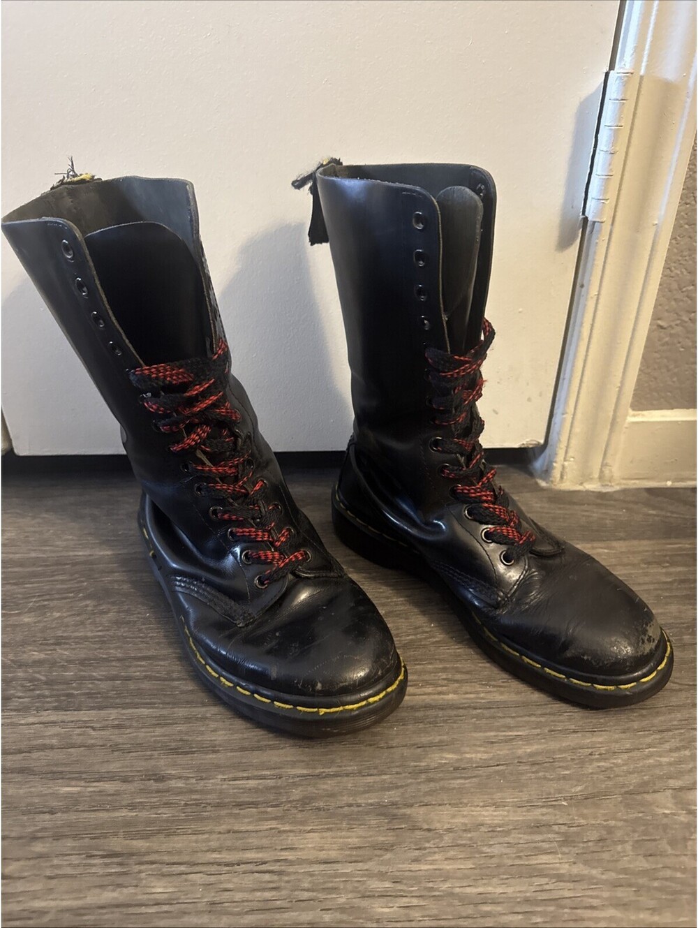 VTG Dr Martens 1914 Made In England Black Leather 14 Eye Combat Boots Tall Y2K